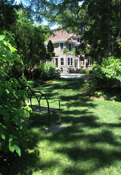 HAMPTONS GARDEN